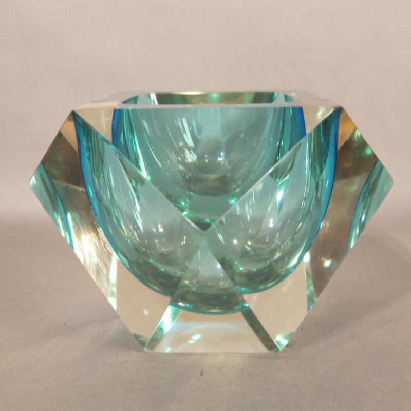 Vintage faceted Murano glass sommerso bowl by Flavio Poli, 1950