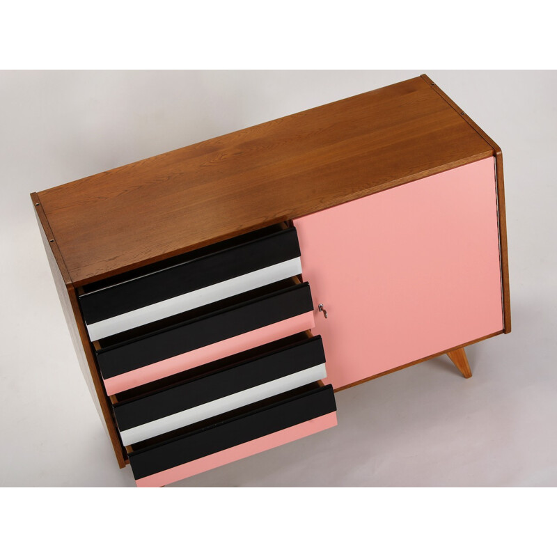 Mid-century pink and black Interier Praha sideboard in oakwood, Jiri JIROUTEK - 1960s