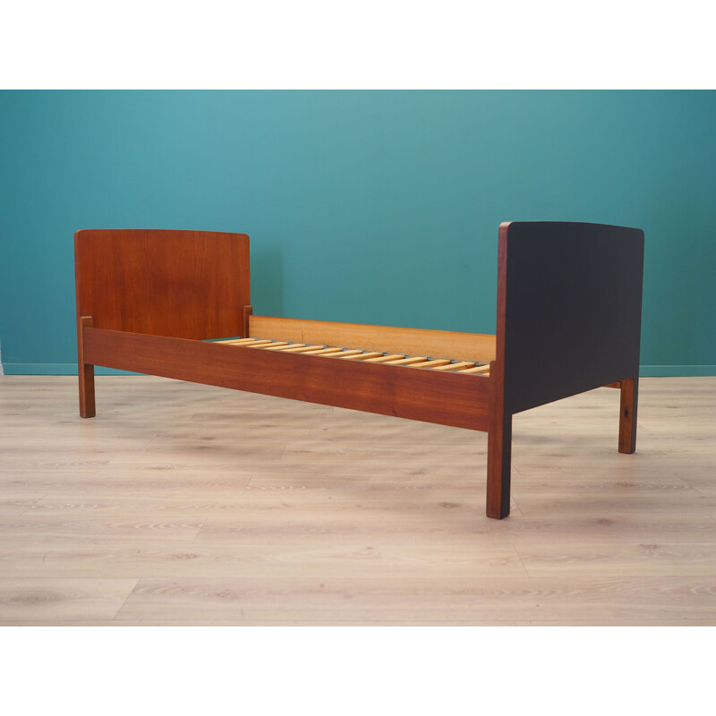 Vintage Teak bed by Omann Jun, Danish 1970s