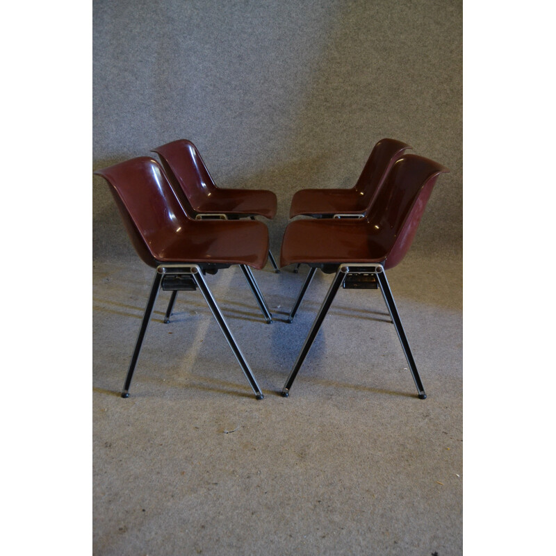 Set of 4 "Modus" chairs in plastic, Osvaldo BORSANI - 1970s