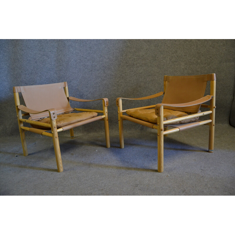 Pair of "Sirocco" armchairs in cream leather, Arne NORELL - 1970s