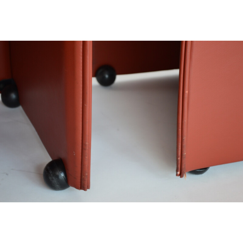 Paire de fauteuils Cassina en cuir rouge, Mario BELLINI - 1980