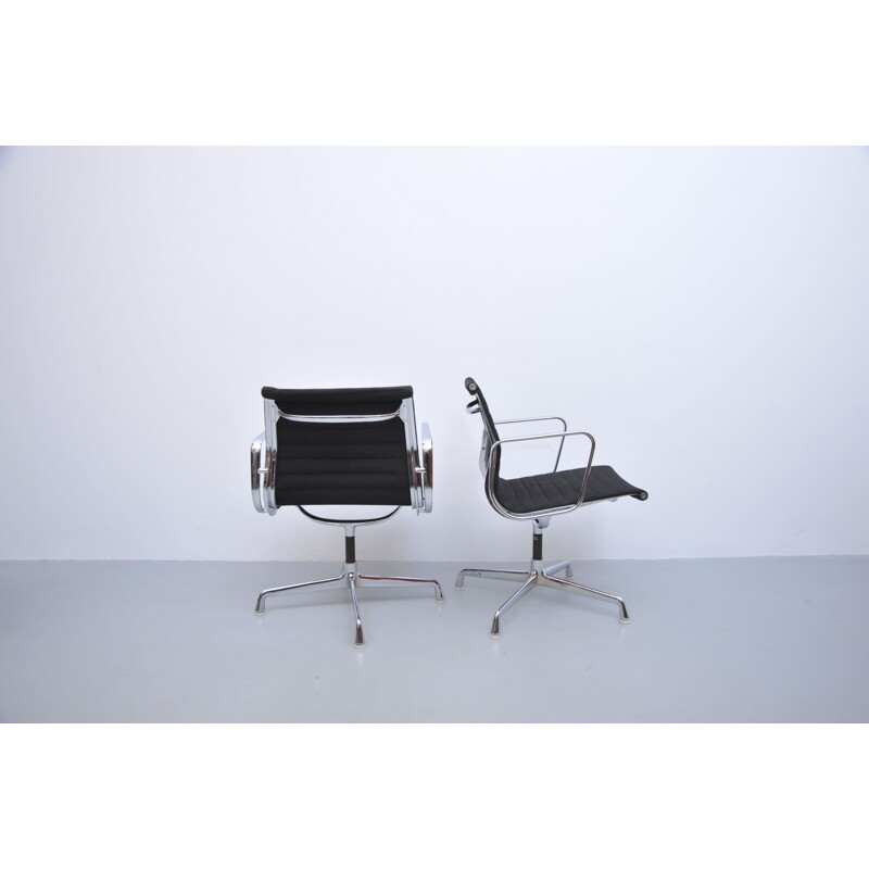 Coppia di sedie vintage in alluminio Charles Eames EA 108 nero Hopsack