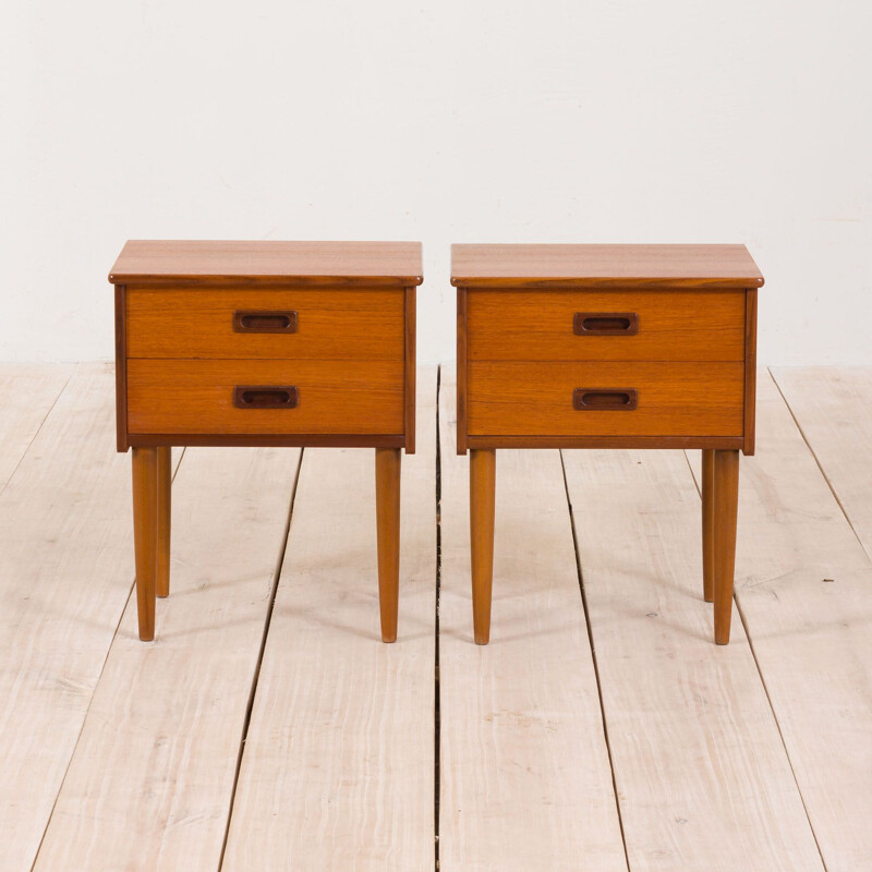 Pair of vintage teak nightstands with 2 drawers with sculptular handles, Norway 1960s