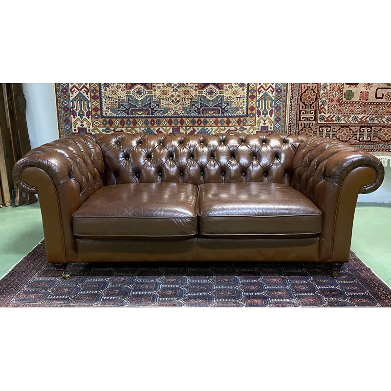 Vintage 3 seater Chesterfield sofa in cognac leather, England 1980s