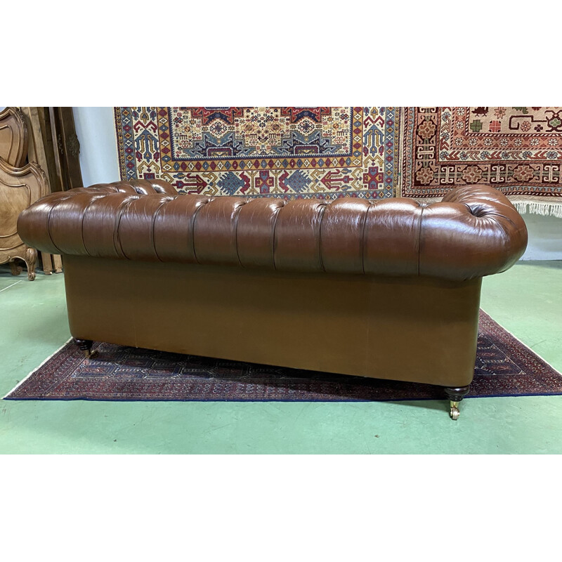 Vintage 3 seater Chesterfield sofa in cognac leather, England 1980s