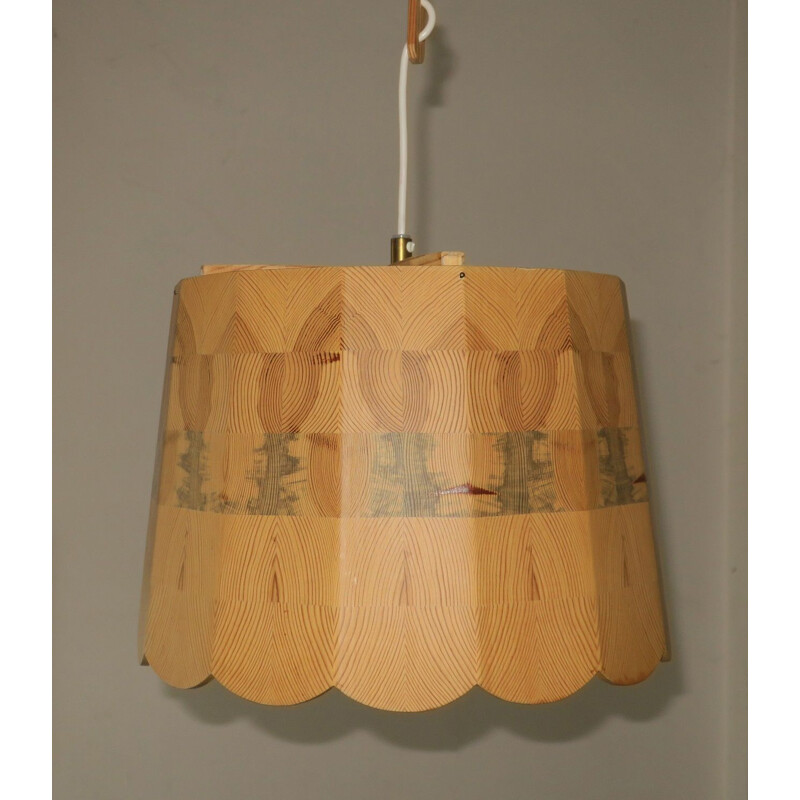 Vintage plafondlamp met houten patchwork