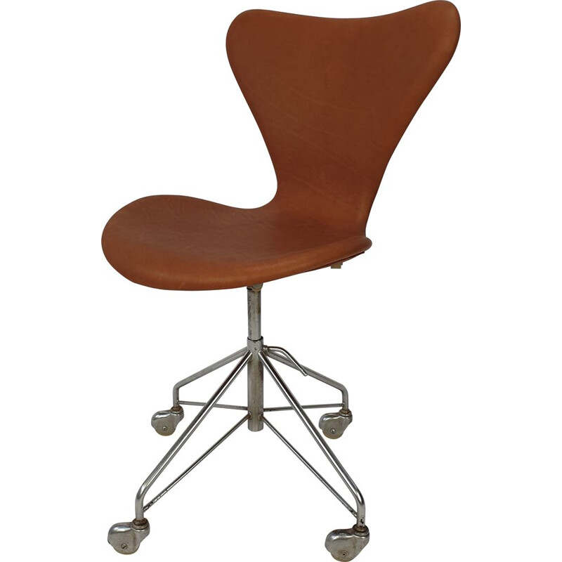 Vintage 3117 Swivel Desk Chair by Fritz Hansen & Arne Jacobsen 1960s