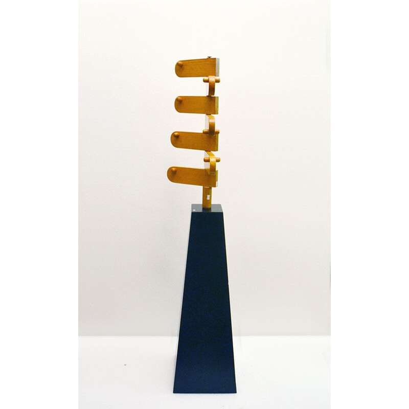 Porte-manteau vintage en bois sculpté par Ogawa Isao 1970