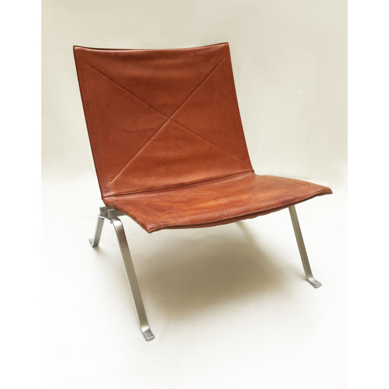 "PK22" low chair in leather and chrome, Poul KJAERHOLM - 1960s