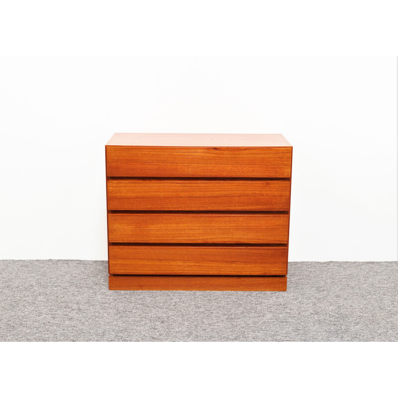 Vintage teak chest of drawers Arne Wahl Iversen for Vinde Møbelfabrik