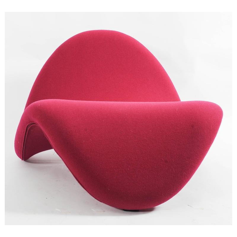 Artifort "tongue" low chair in red fabric, Pierre PAULIN - 1960s