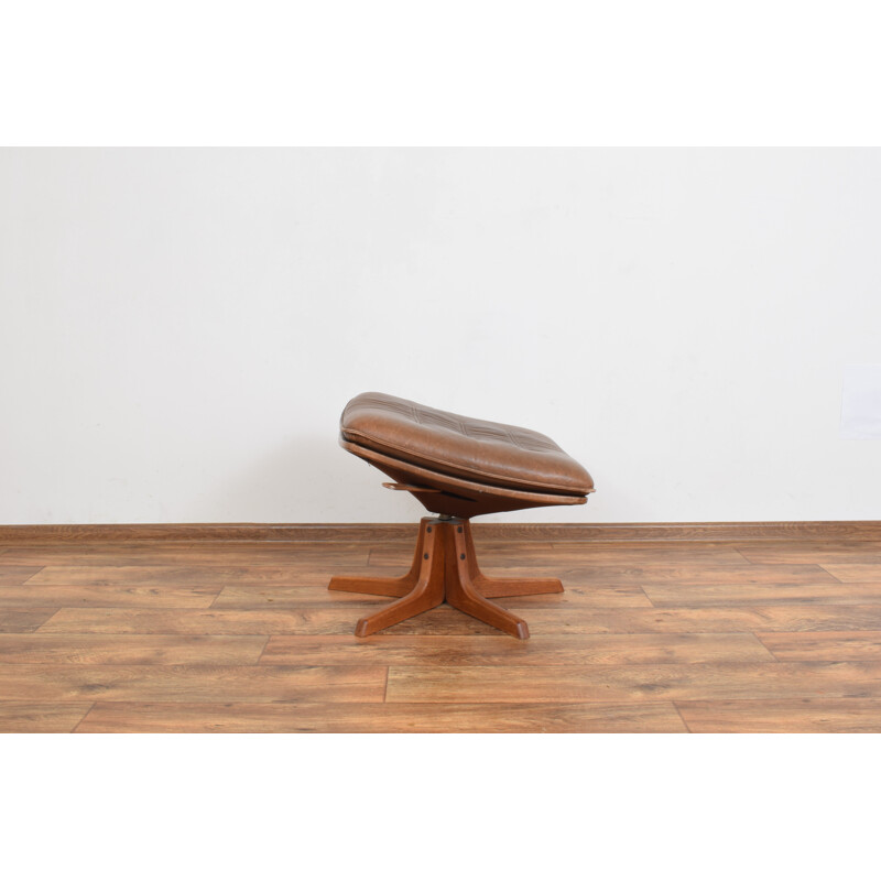 Vintage Teak & Leather Footstool from Berg, Danish 1970s