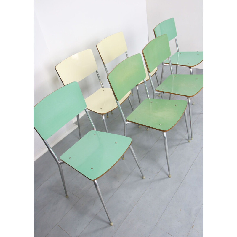 Set aus 6 Vintage-Stühlen in Grün und Creme