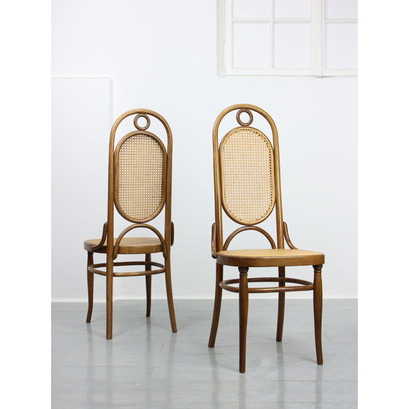 Pareja de sillas Thonet 207R de época