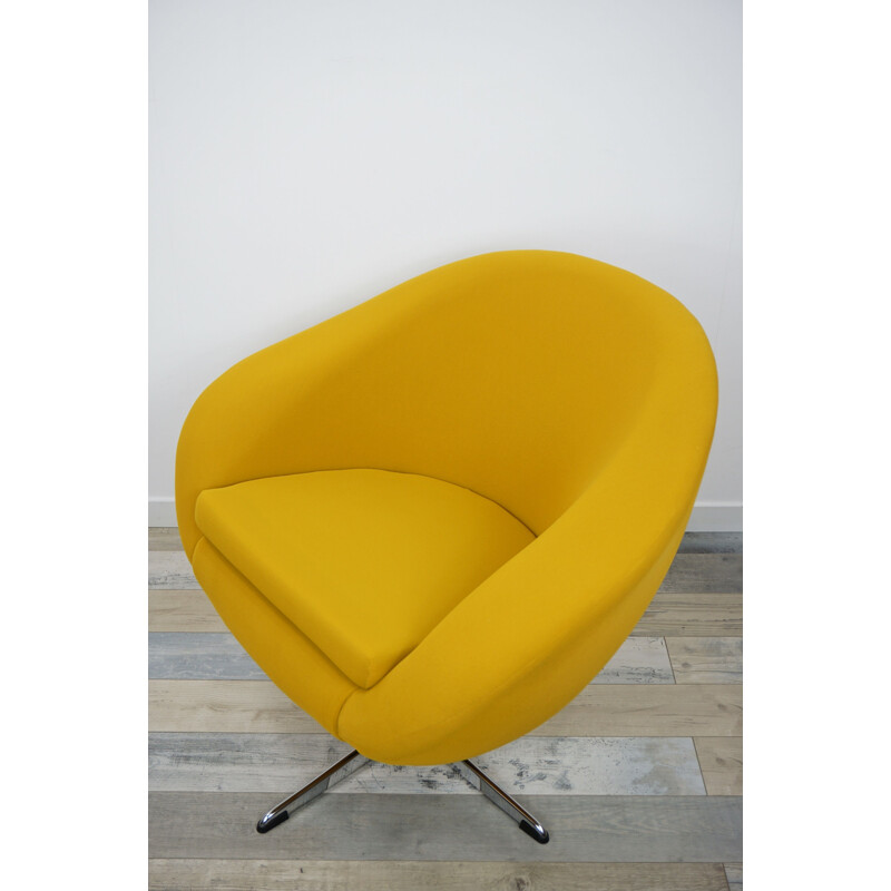 Vintage armchair Coquille Pivotant by Carl Eric Klote 1960s