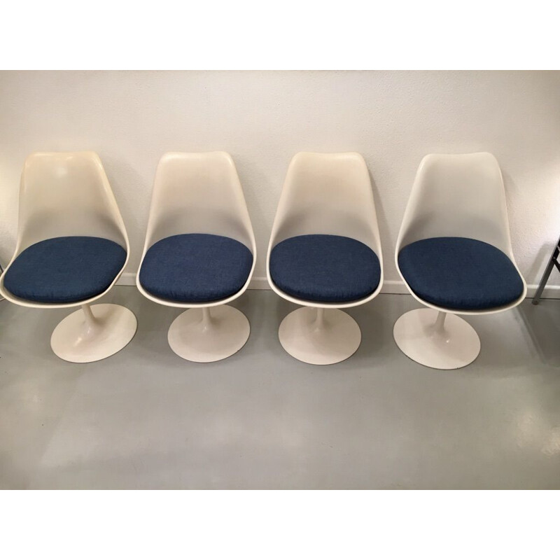 Set of 6 vintage Tulip Eero Saarinen chairs for Knoll International 1960s