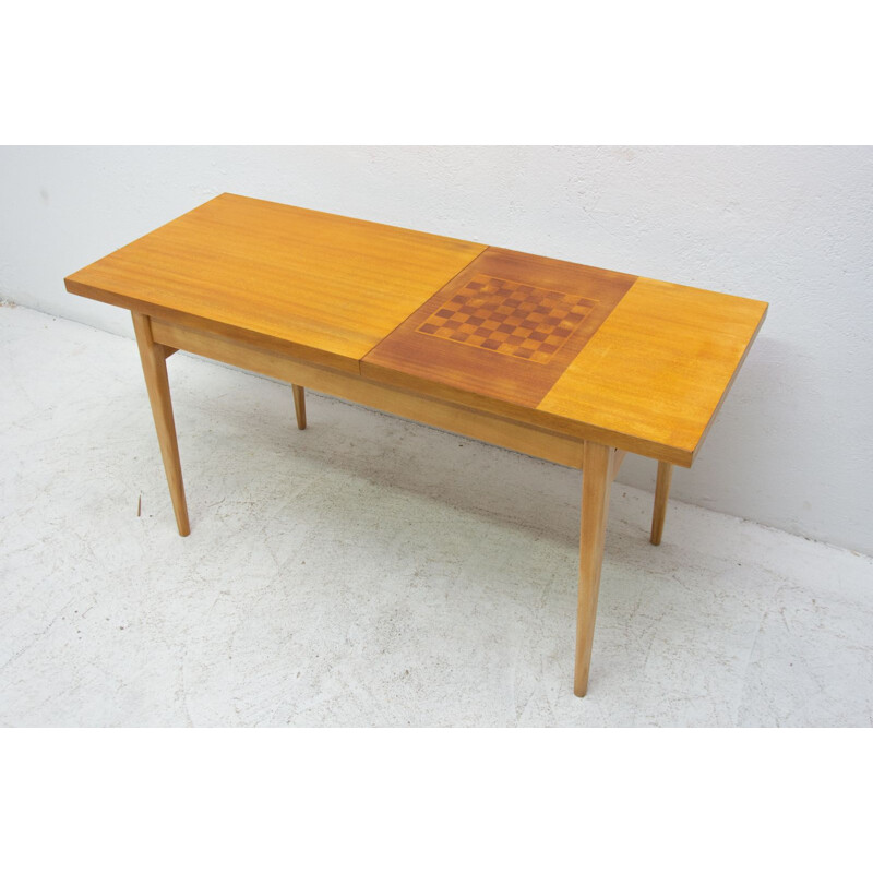 Table basse vintage avec motif d'échecs de Hikor Písek, Tchécoslovaquie 1960