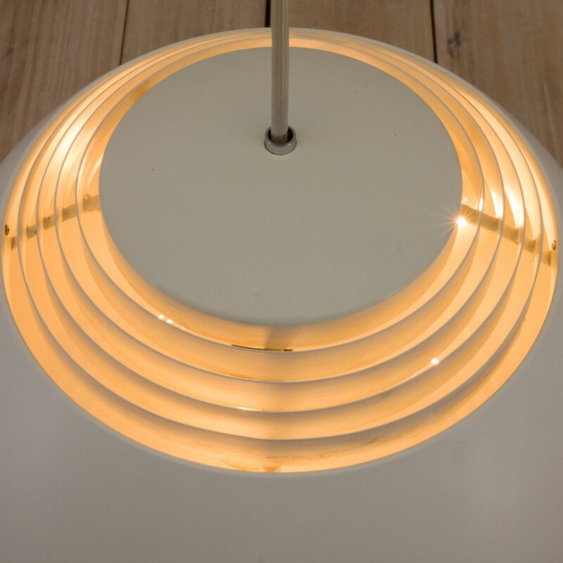 Small white vintage pendant lamp from the SAS Royal Hotel by Arne Jacobsen for Louis Poulsen 1950