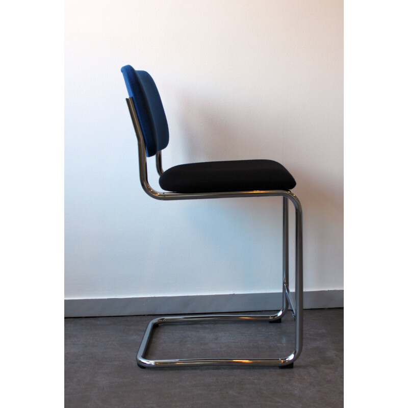 Pair of vintage Cesca Knoll bar stools by Marcel Breuer 1925s