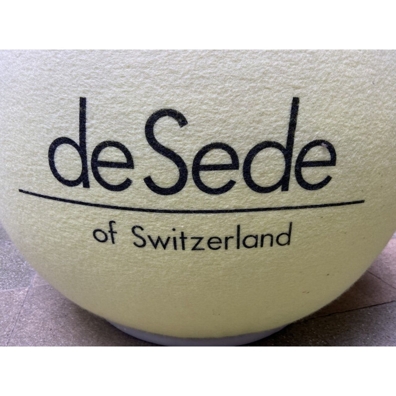 Paire de fauteuil vintage pivotant tennis ball De Sede pour WTA Zurich Open