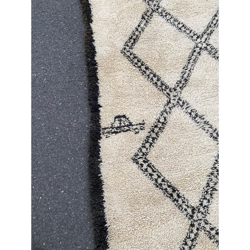 Vintage Berber woven wool carpet from Beni Ourain