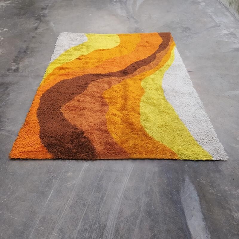 Original vintage space age wool rug, Italy 1970