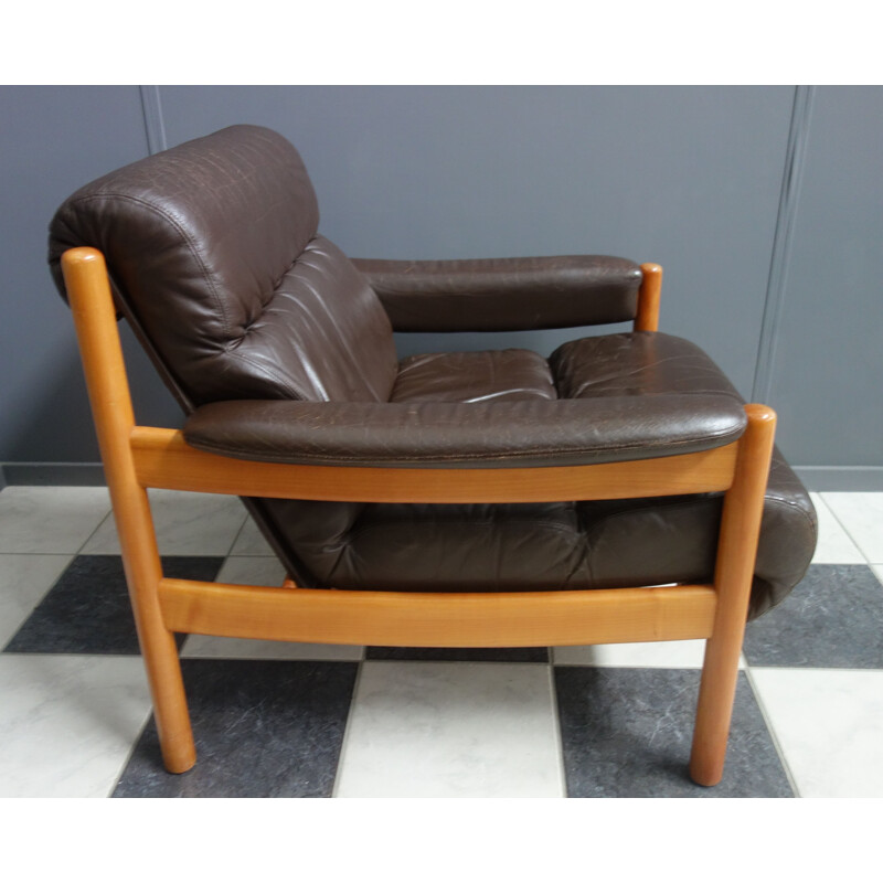 Vintage Brown Leather armchair 1970s