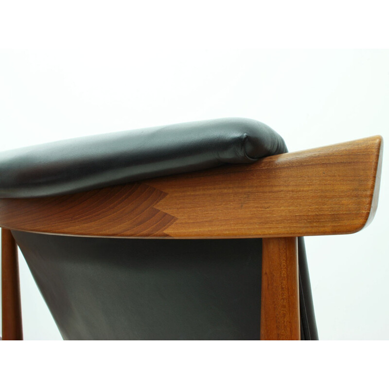 France & Son "Bwana" armchair in teak and black leather, Finn JUHL - 1962