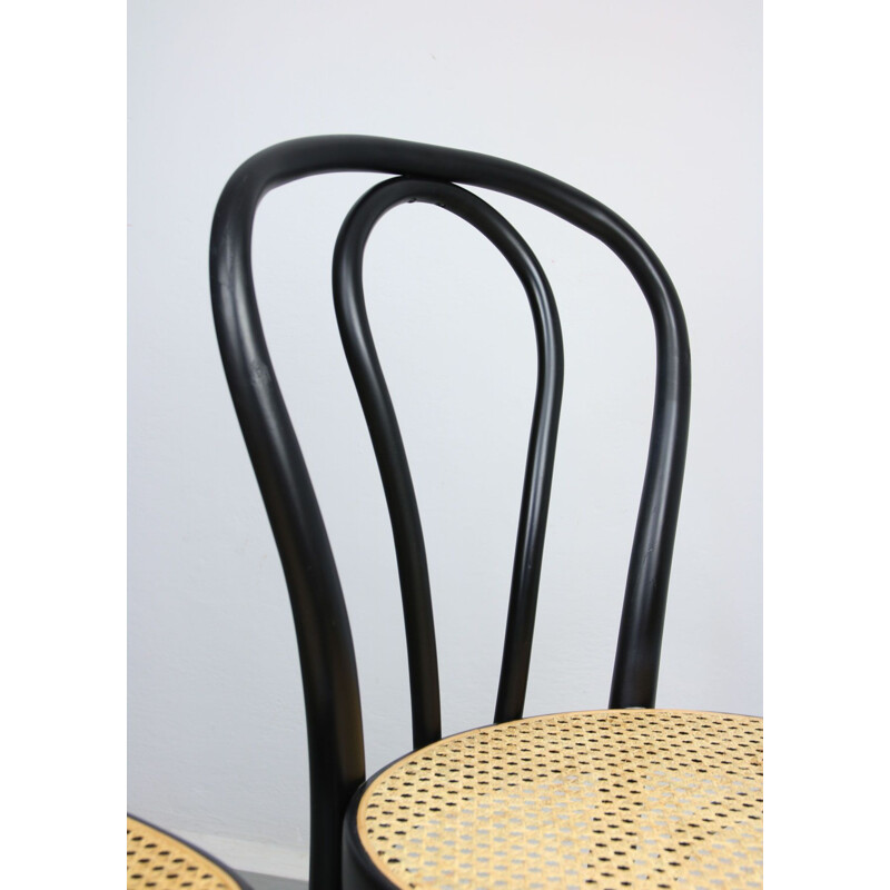 Pareja de sillas negras vintage N218 de Michael Thone