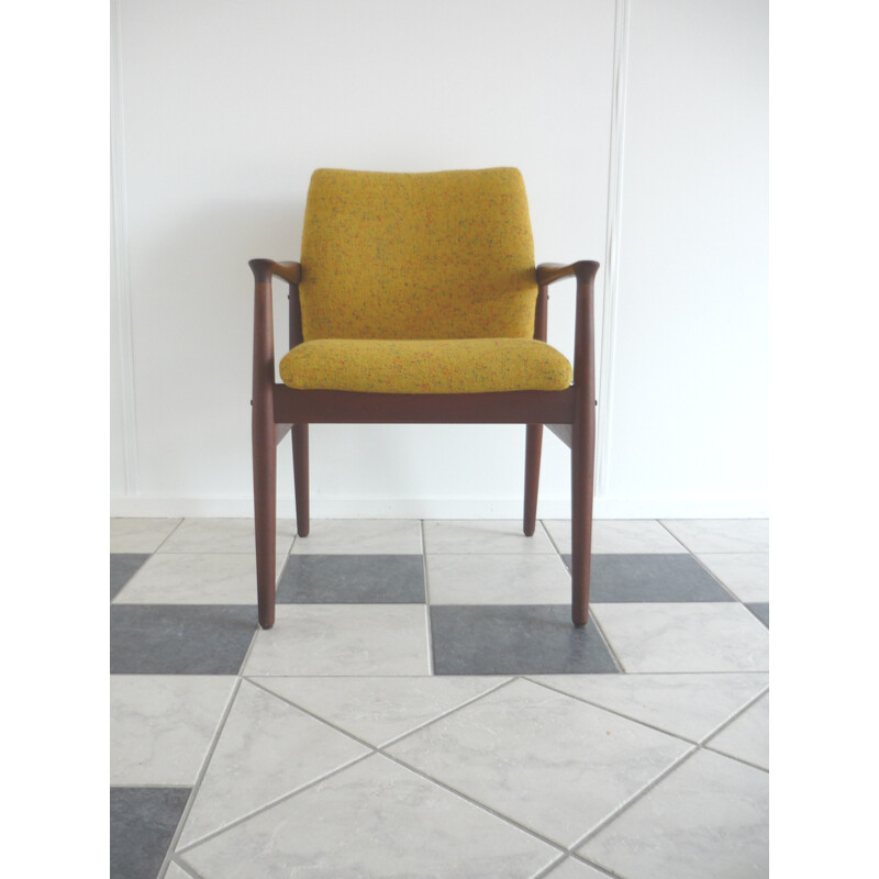 Danish Glostrup armchair in teak and yellow wool, Grete JALK - 1960s