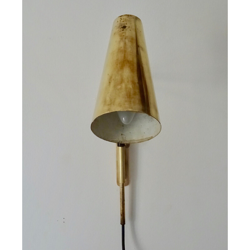 Vintage wall lamp model 9459 by Paavo Tynell for Taito Oy 1940s