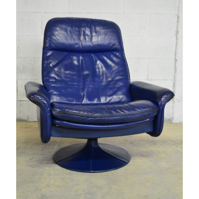 De Sede Armchair with ottoman in blue leather - 1970s