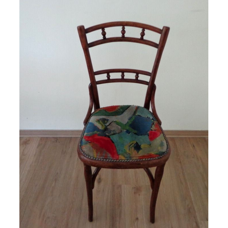 Cadeira Vintage Thonet com estofos coloridos