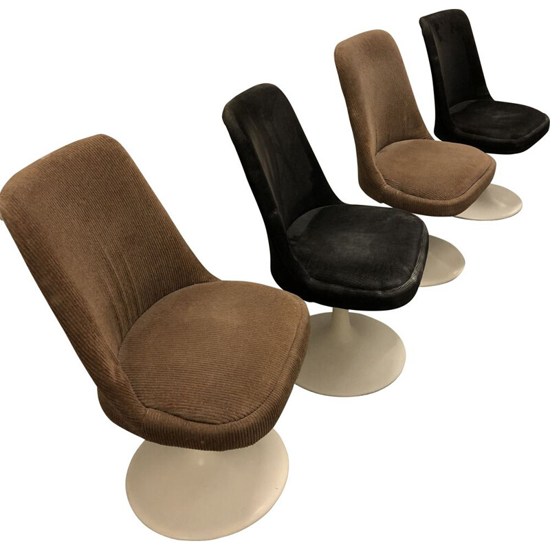 Set van 4 vintage stoelen Tulpvoet