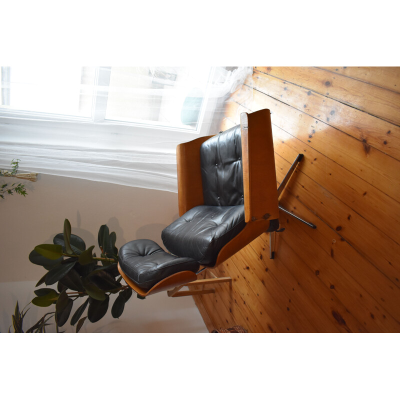 Vintage Leather lounge chair 1960s