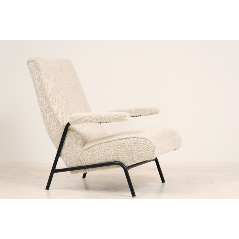 Guy Besnard witte vintage fauteuil 1950