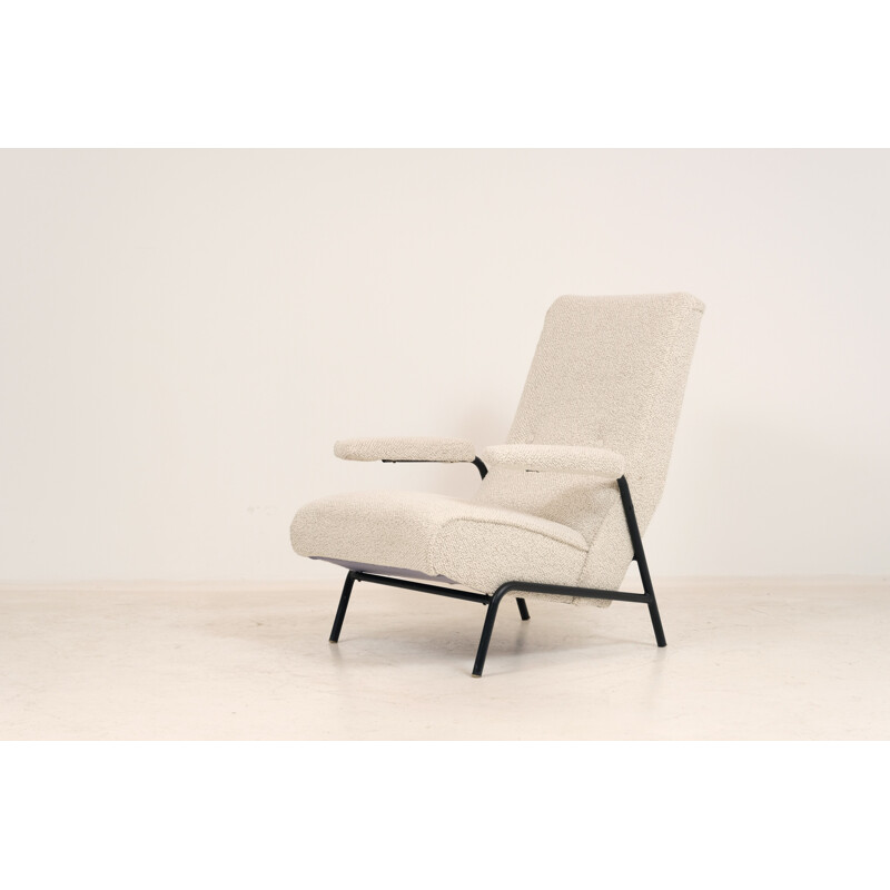 Fauteuil vintage blanc Guy Besnard 1950