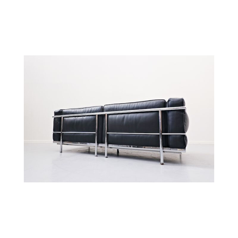 Vintage  LC3 Sofa by Le Grand Confort Le Corbusier For Cassina