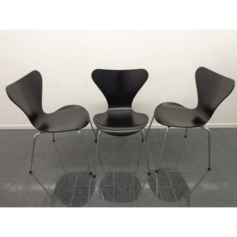 Set of 3 vintage Chair by Arne Jacobsen for Fritz Hansen 1970s