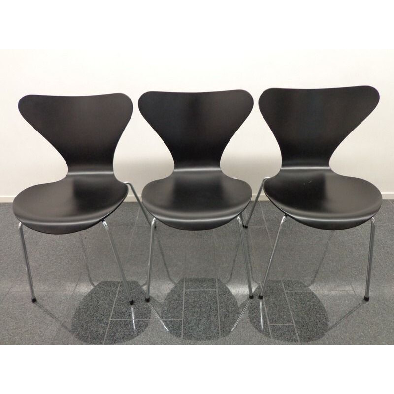 Lot de 3 chaises vintage d'Arne Jacobsen pour Fritz Hansen 1970