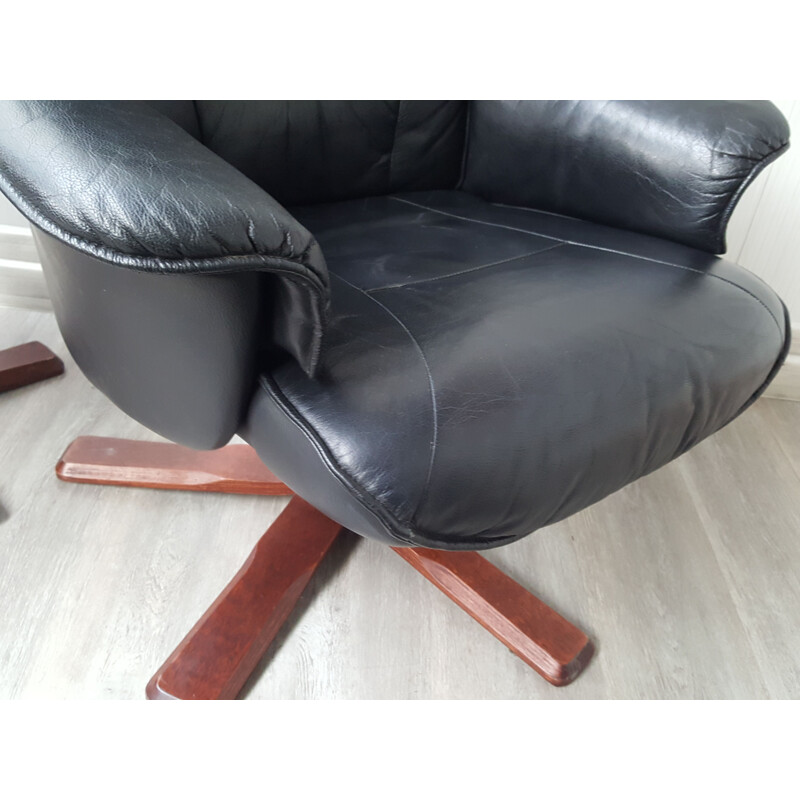 Fauteuil vintage en cuir avec repose-pieds par H. Knudsen