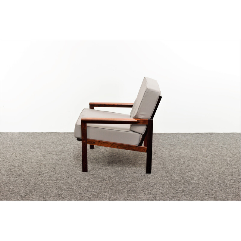 Vintage rosewood armchair from Illum Wikkelsø for Niels Eilersen