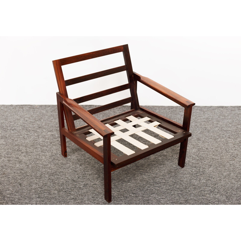 Vintage rosewood armchair from Illum Wikkelsø for Niels Eilersen