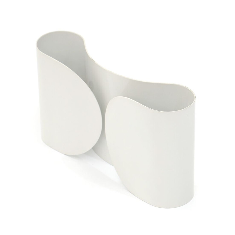 Vintage White "Foglio" wall lamp by Tobia Scarpa for Flos 1960s