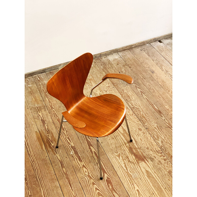 Mid-Century Teak Armrest Chair, Model 3207 by Arne Jacobsen for Fritz Hansen, 1950s