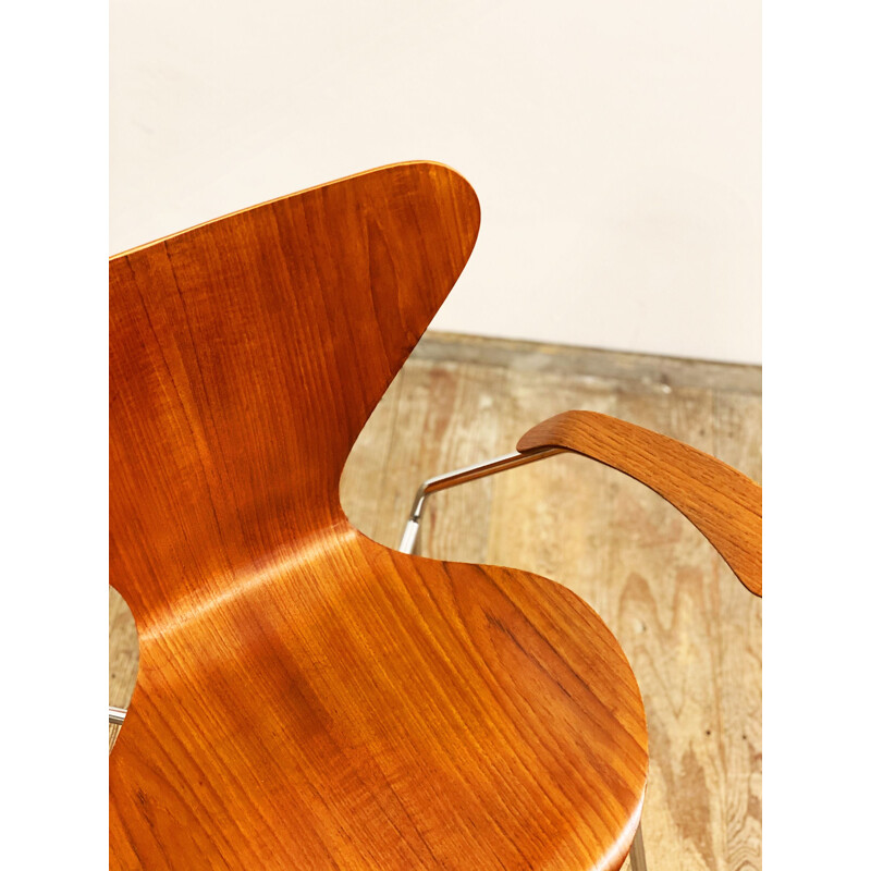 Mid-Century Teak Armrest Chair, Model 3207 by Arne Jacobsen for Fritz Hansen, 1950s