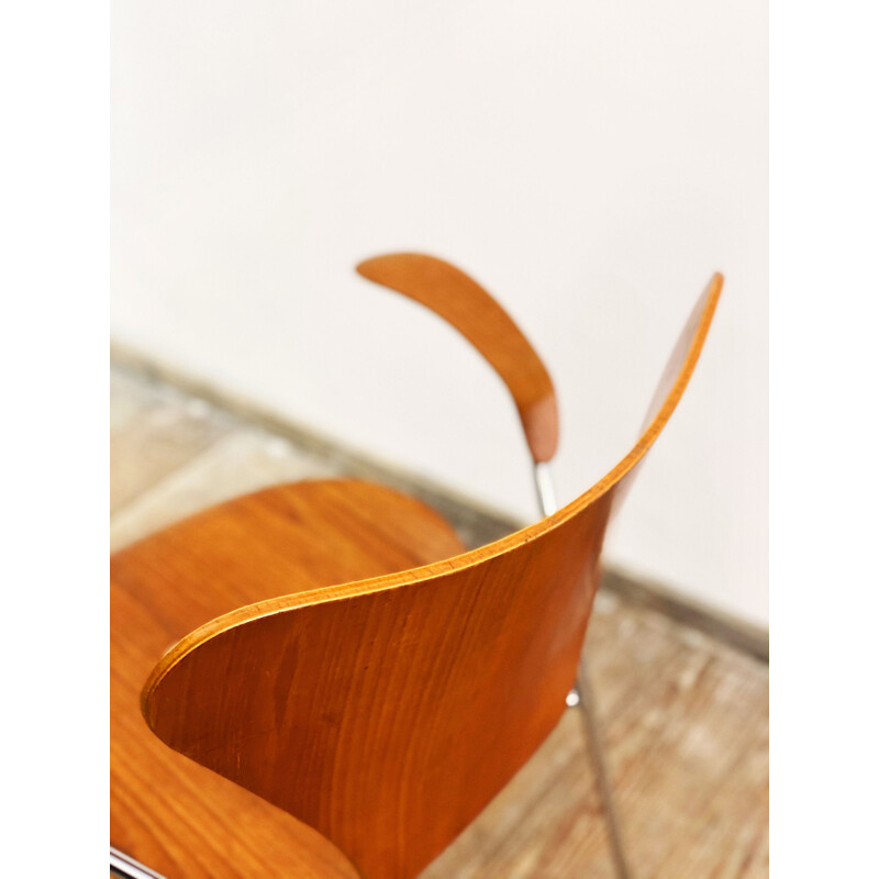 Mid-Century Teak Armrest Chair, Model 3207 by Arne Jacobsen for Fritz Hansen, 1950s