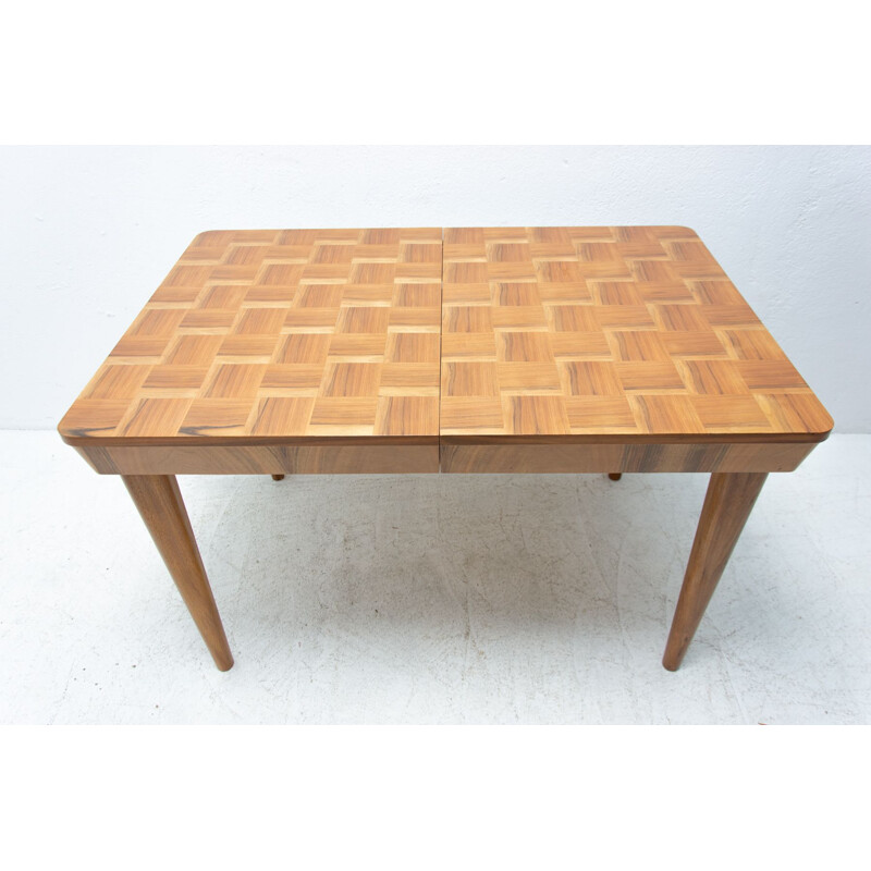 Table vintage réglable avec un motif d'échecs par Jindřich Halabala pour l'Úp Závody Brno, Tchécoslovaquie 1950