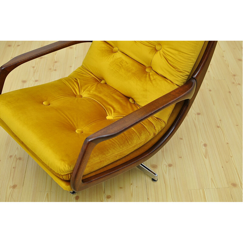 Vintage Swivel Armchair in velor 1960s